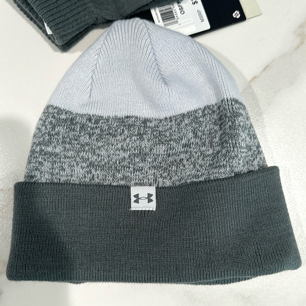 Under Armour
UA boys Half Beanie - Beanies NWT